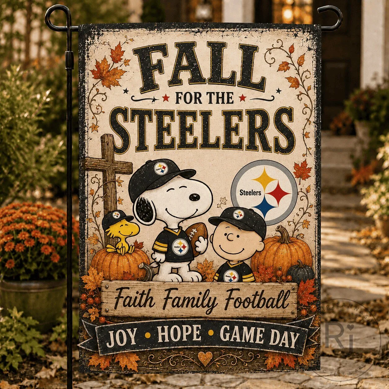 Pittsburgh Steelers Peanuts Snoopy Fall Faith Family Football Garden Flag