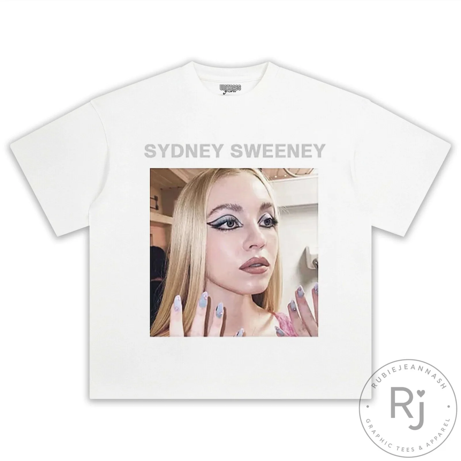 Sydney Sweeney Black Graphic T-Shirt with Actress Photo Print 14 Sydney Sweeney Black Graphic T-Shirt with Actress Photo Print